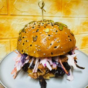 Combo Burger Pulled Porc cu Pepsi Max